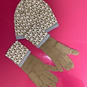 Michael Kors hat and gloves set